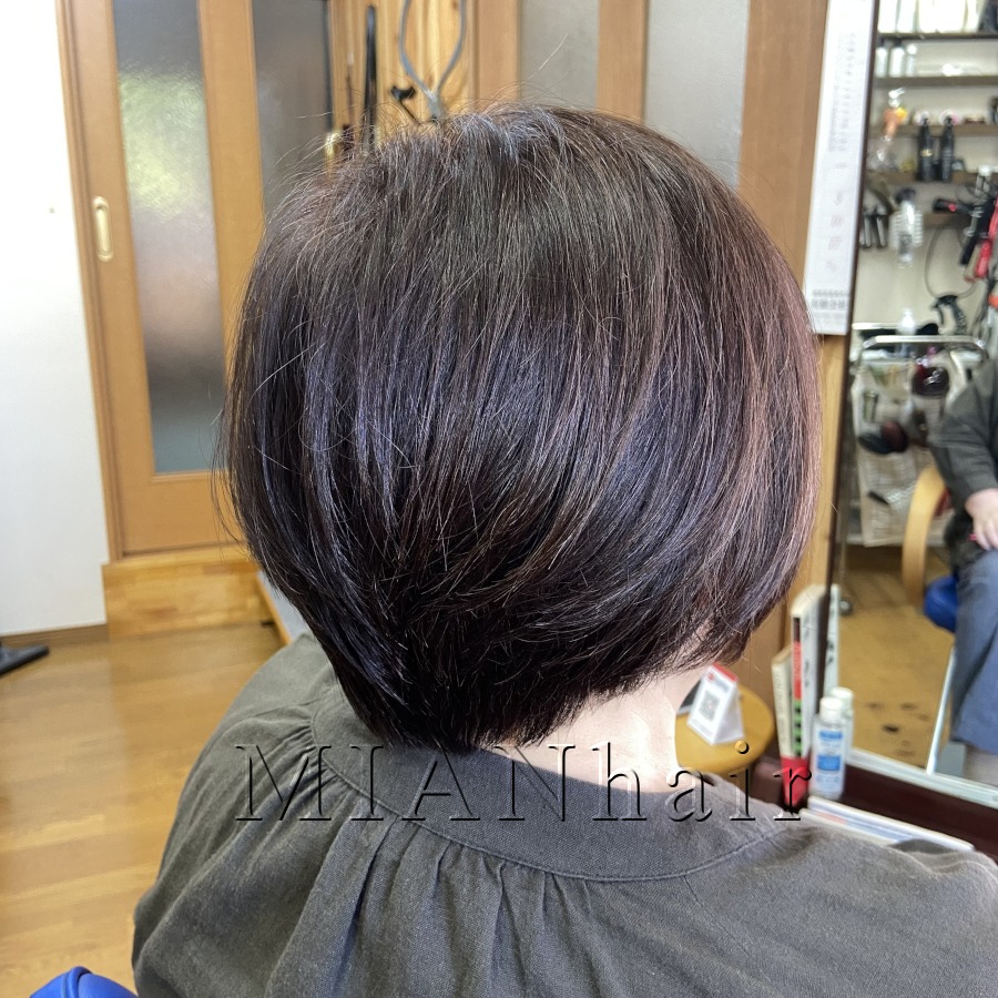 70代女性ピンクベージュ白髪ぼかしBOB画像
