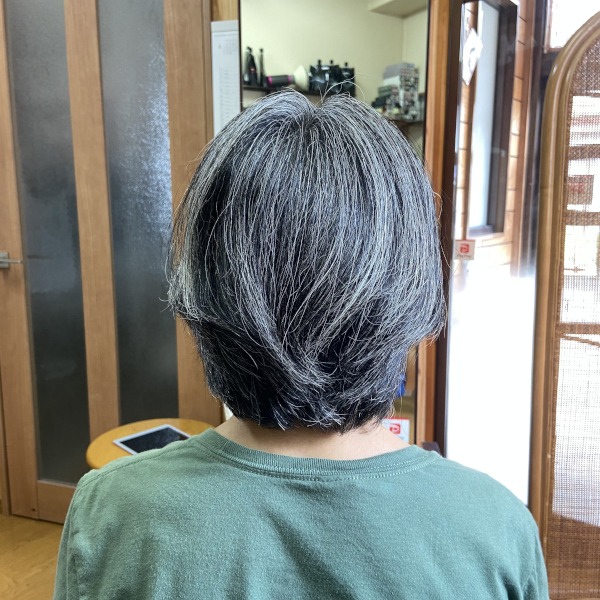 ひし形ショートボブビフォー画像